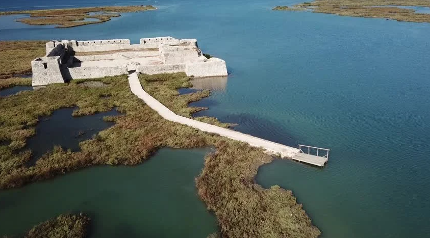 Kalaja e Ali Pashës, Albania, Albania